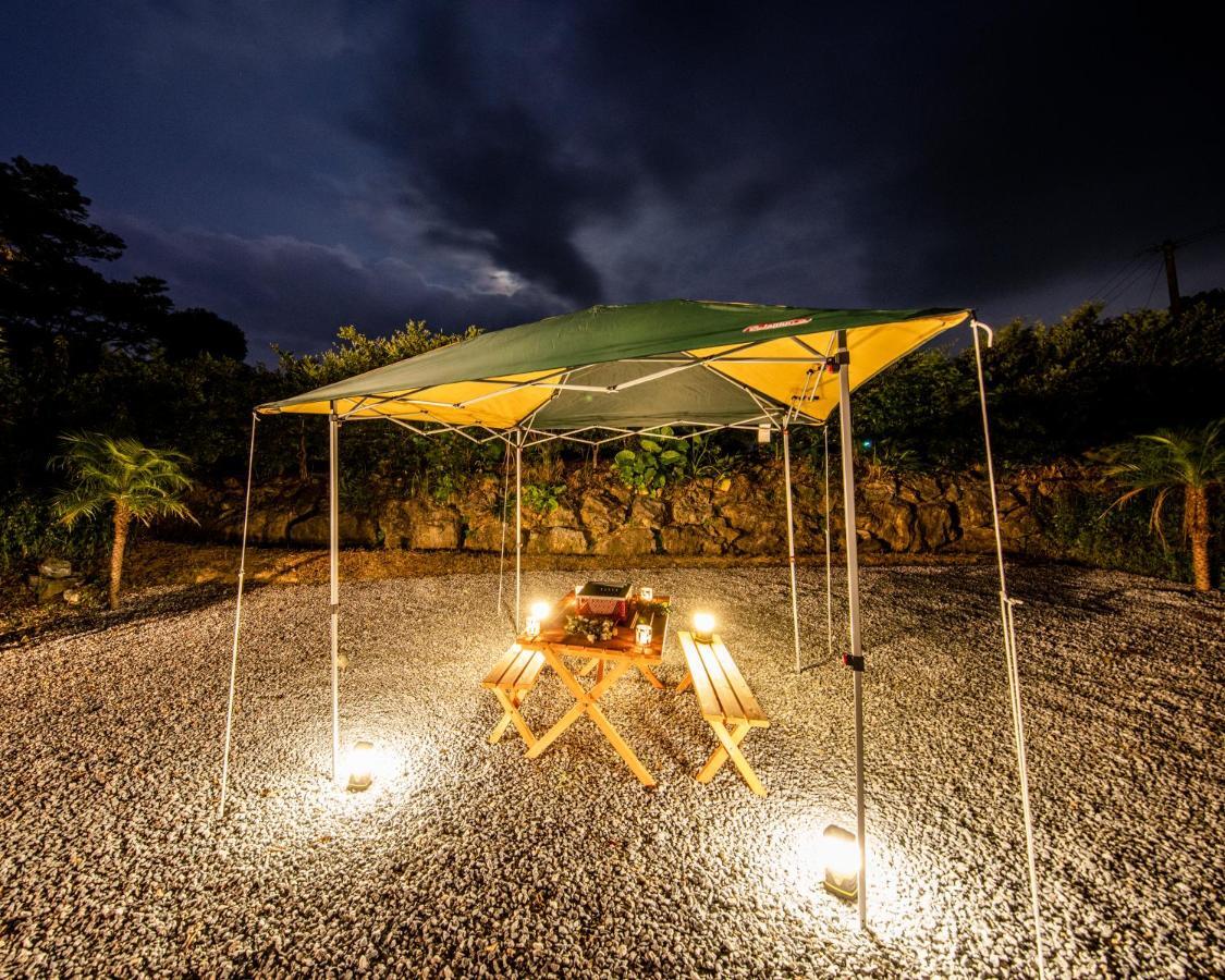 Hotel Okinawa Bbq Glamping Nakijin Exterior foto